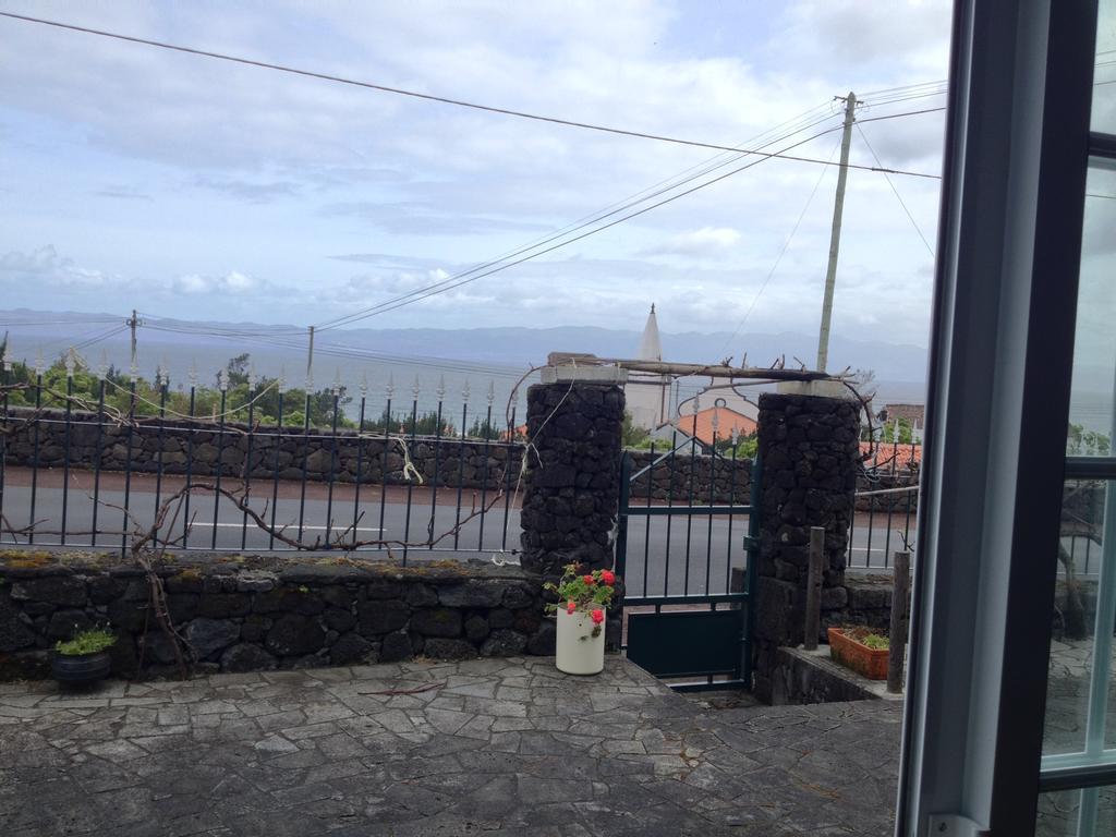 Alojamentos A Buraca São Roque do Pico エクステリア 写真