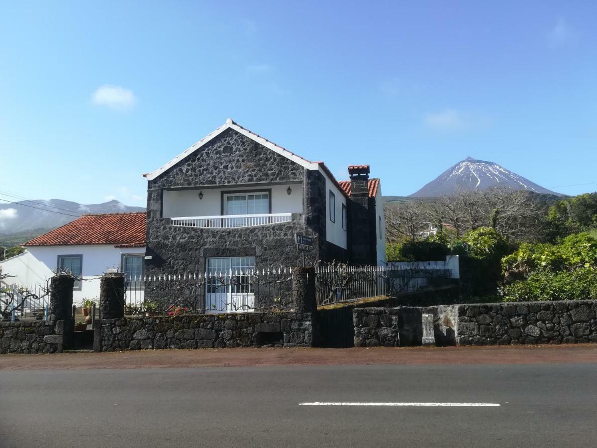 Alojamentos A Buraca São Roque do Pico エクステリア 写真